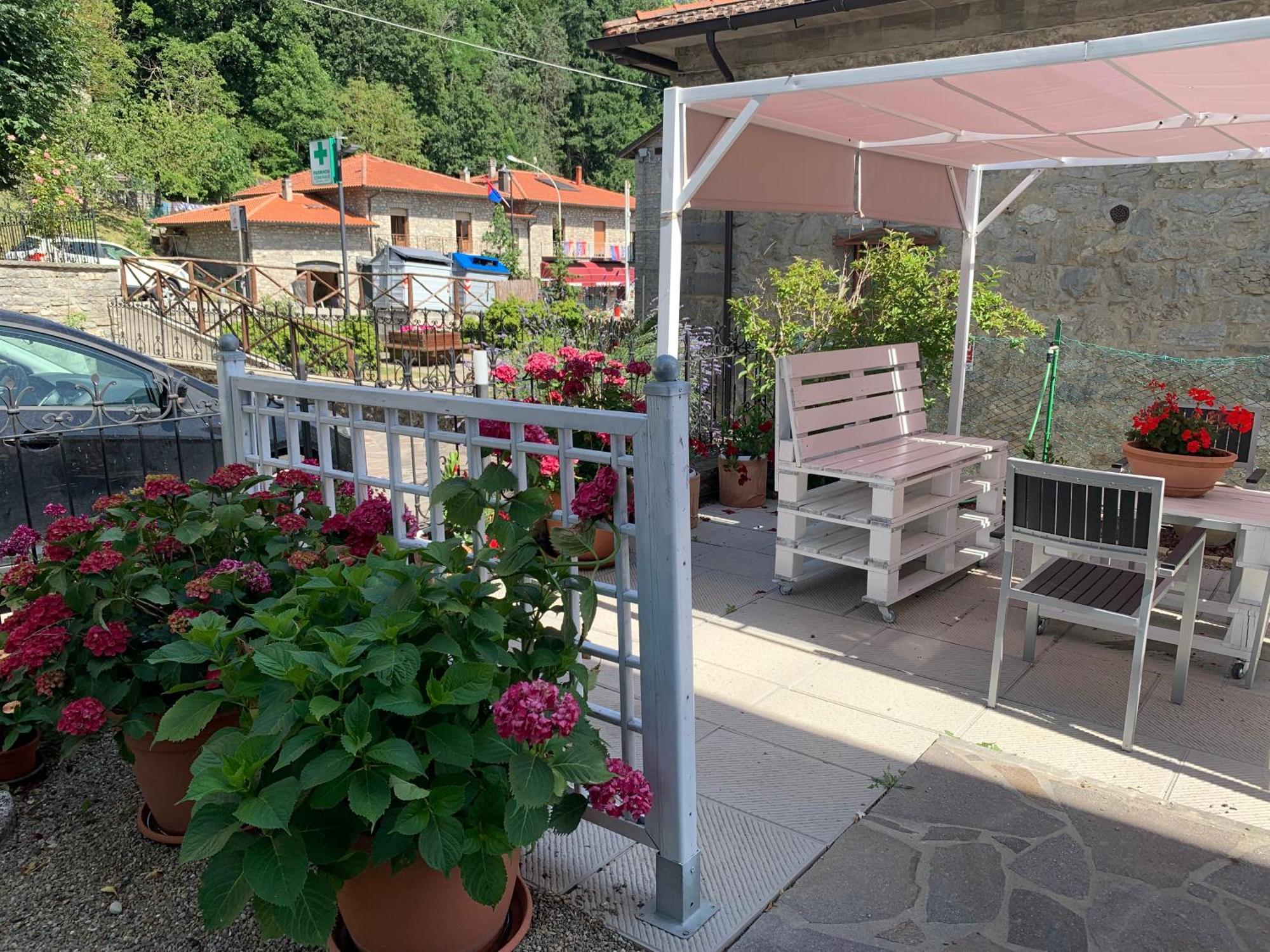 Casa Ortensia Chiusi della Verna Eksteriør billede
